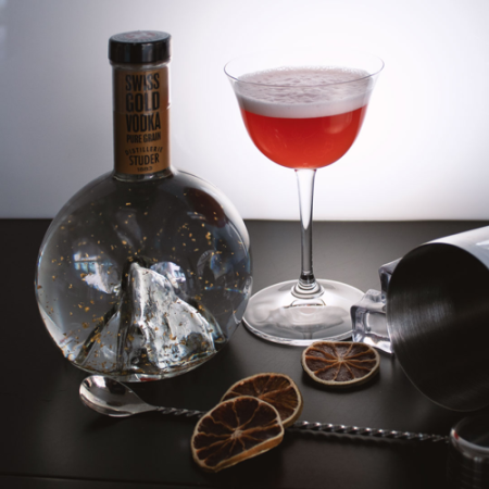 Studer Swiss Gold Vodka mit 24 Karat Goldflitter (70cl)