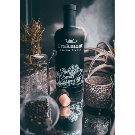 Frakmont Acheter Lucerne dry Gin (70cl) en ligne | Kitchencorner